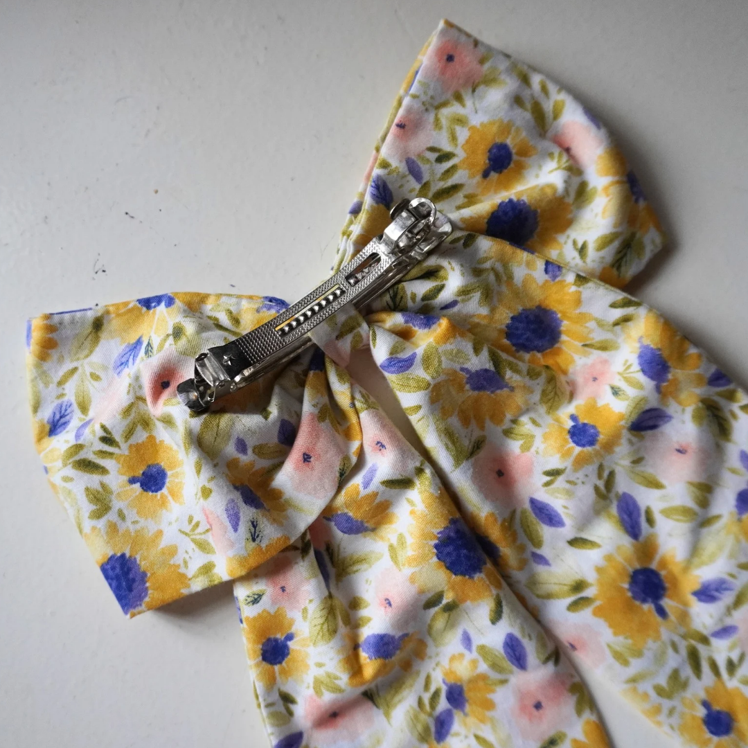 AndiCrafts Accessories | Bailey Bow Clip Short Tail