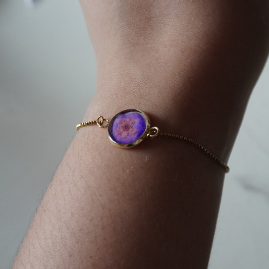 AndiCrafts Accessories | Eternal Bloom Resin Bracelet (Handcrafted Jewelry)