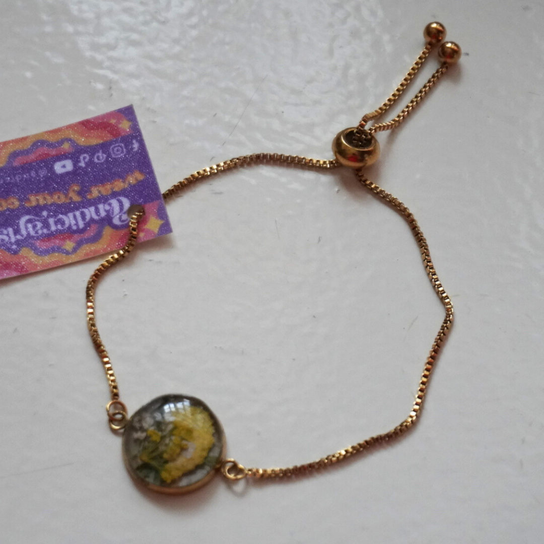 AndiCrafts Accessories | Eternal Bloom Resin Bracelet (Handcrafted Jewelry)