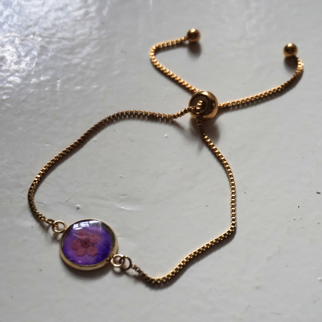 AndiCrafts Accessories | Eternal Bloom Resin Bracelet (Handcrafted Jewelry)