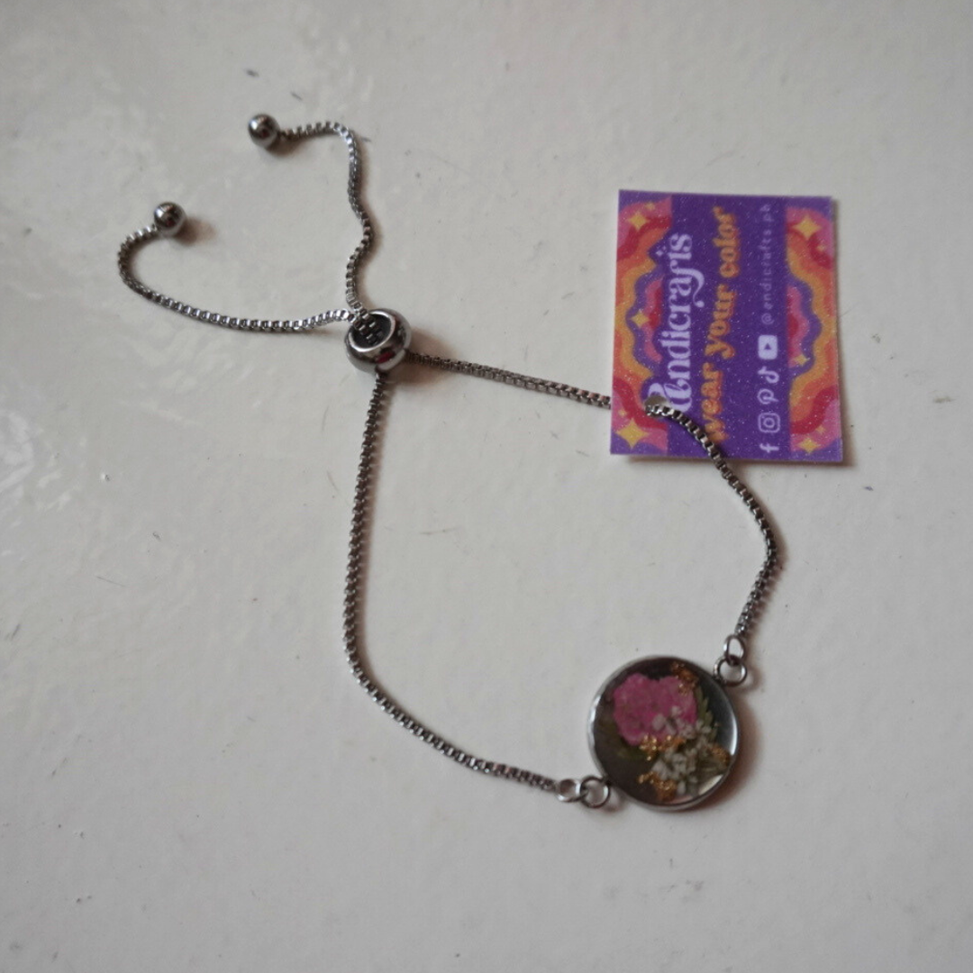 AndiCrafts Accessories | Eternal Bloom Resin Bracelet (Handcrafted Jewelry)